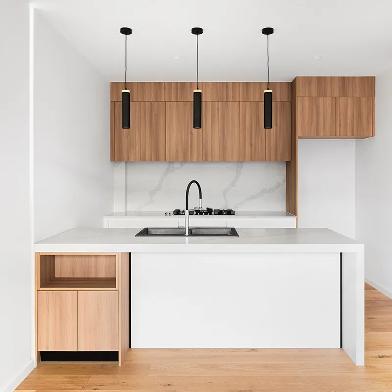 Compact kitchen remodelling white and blond wood